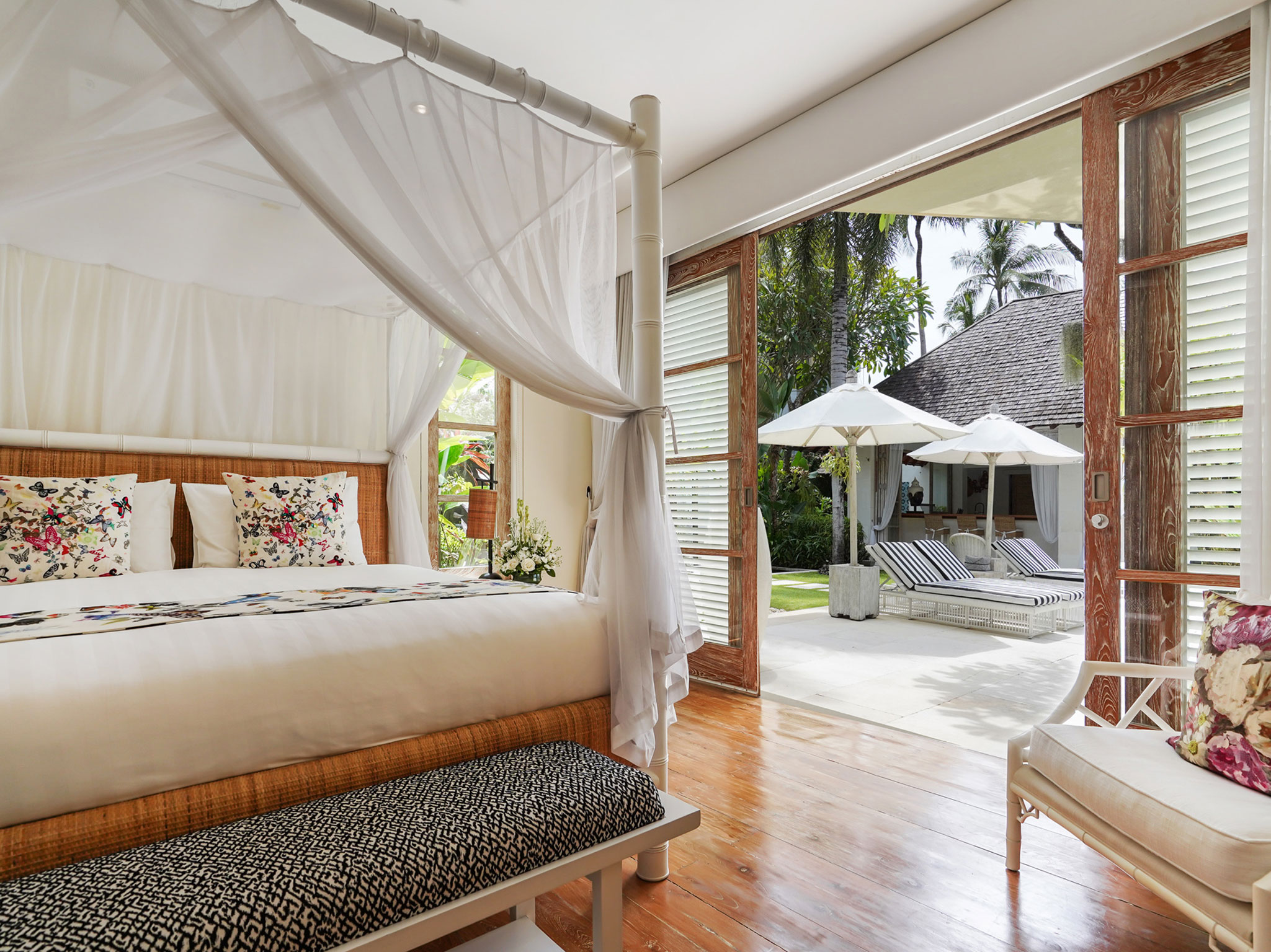 Villa Jajaliluna - upstairs guest room